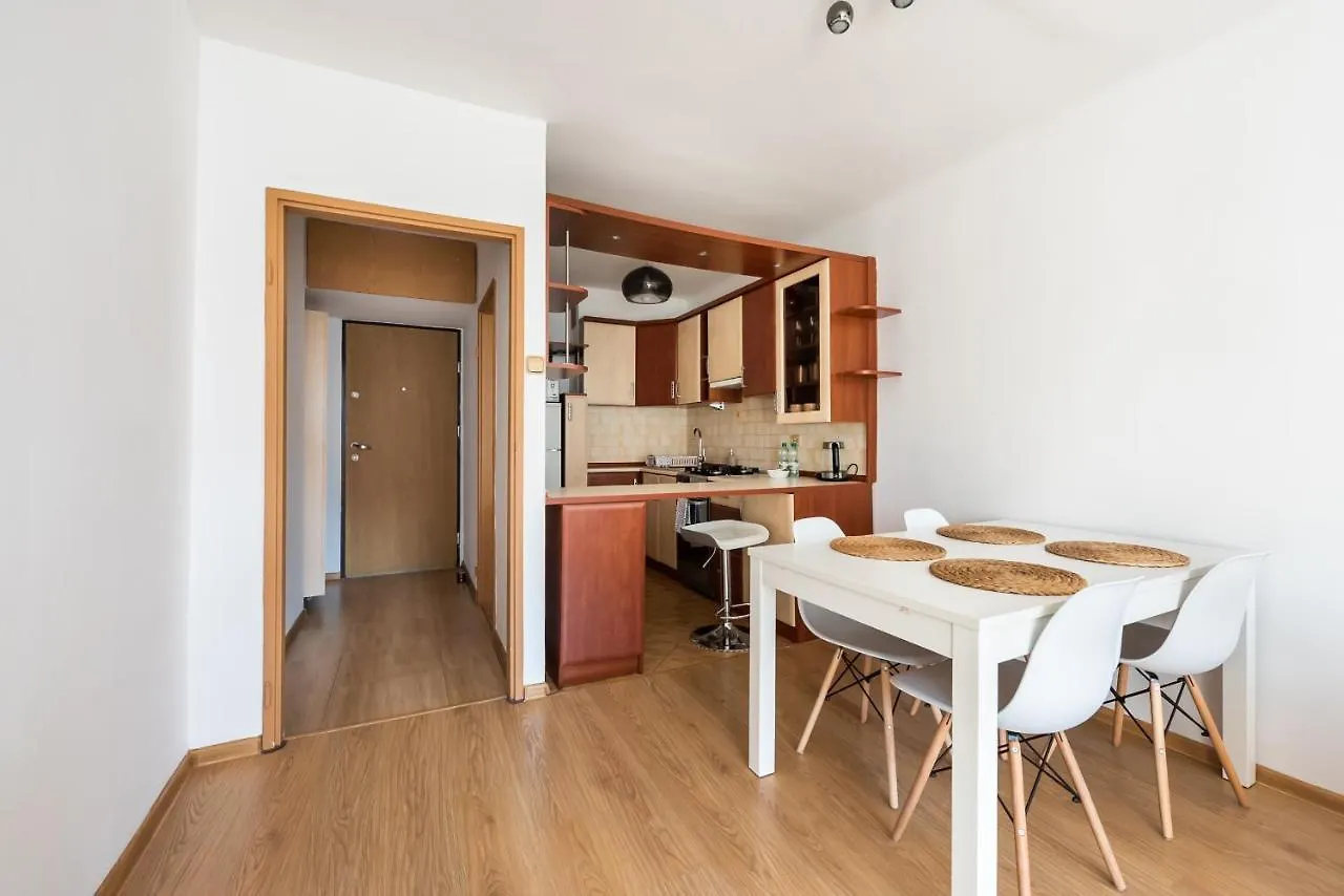 ורשה Rondo Onz Standard Apartment פולין
