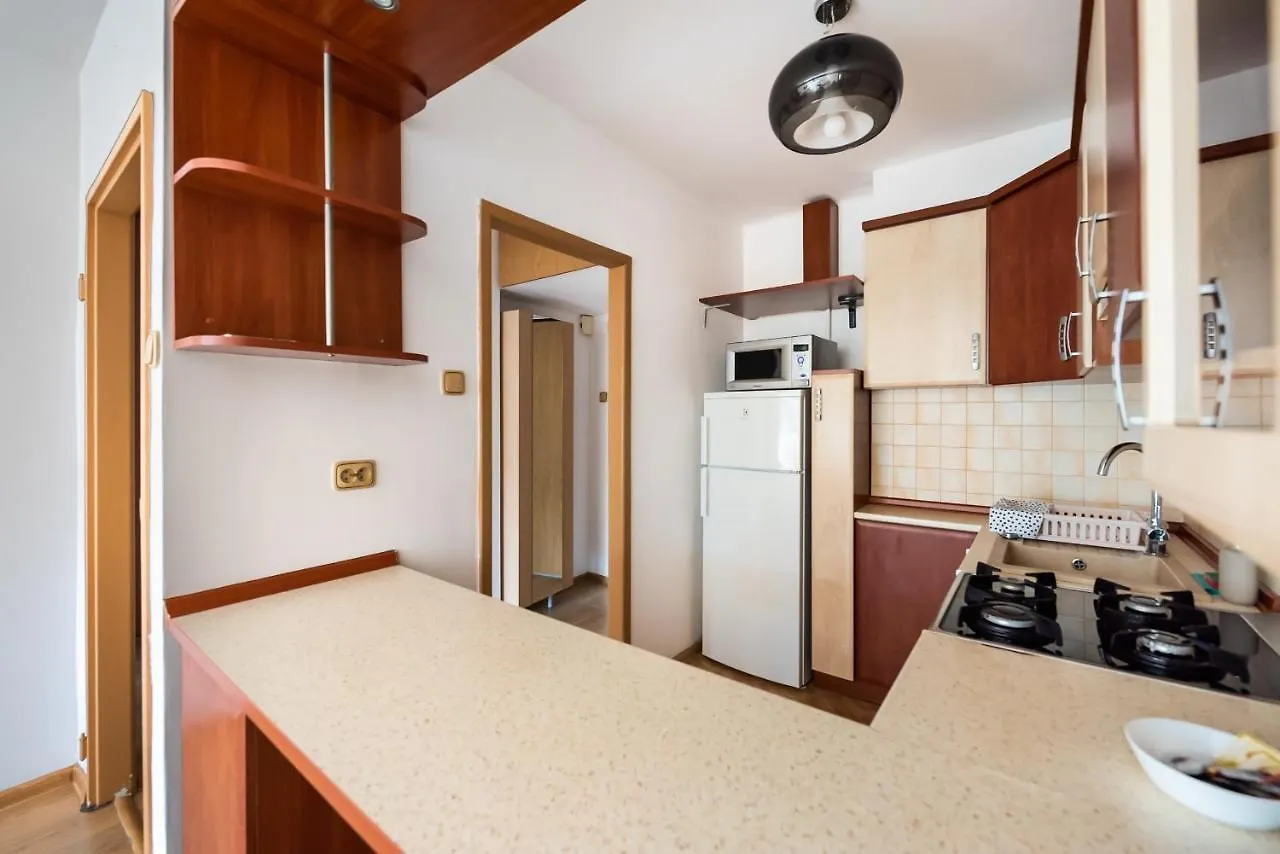 ורשה Rondo Onz Standard Apartment