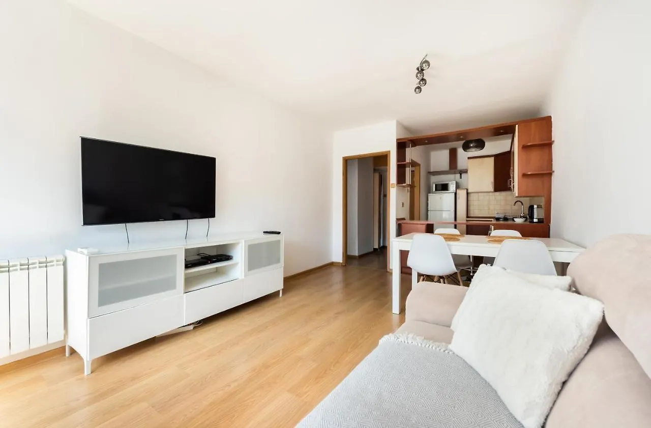 ורשה Rondo Onz Standard Apartment