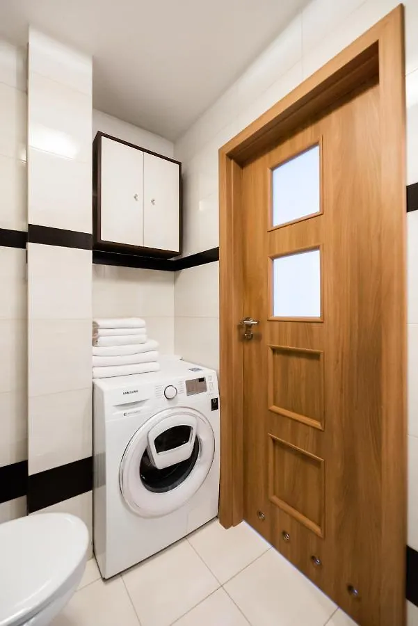 ורשה Rondo Onz Standard Apartment